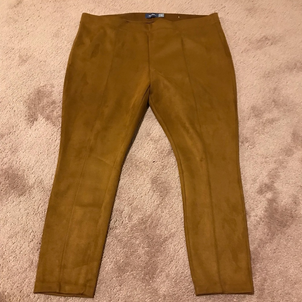Old Navy Brown Knit pants, no pockets, look of faux suede